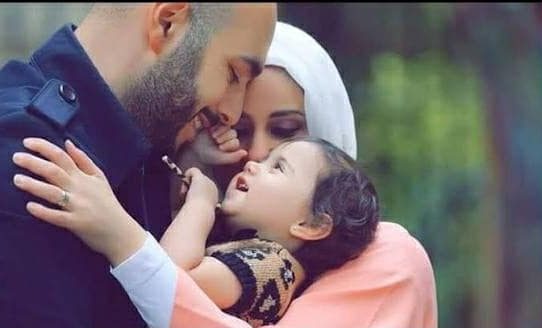 ভালোবাসার ছায়ায় ত্যাগের গল্প, সম্পর্কের ভাঙন