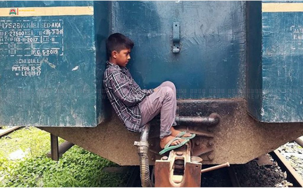 অসহায় পথশিশুর গল্প শোনার কেউ নেই
