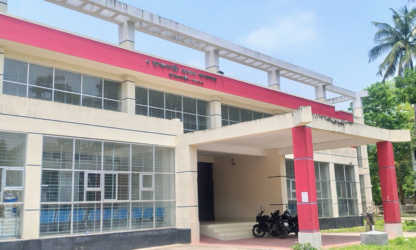 রাজবাড়ী প্রধান ডাকঘরে গ্রাহকদের টাকা আত্মসাতের অভিযোগে পোস্টমাস্টারসহ ৭ জনের বিরুদ্ধে দুর্নীতি দমন আইনে মামলা